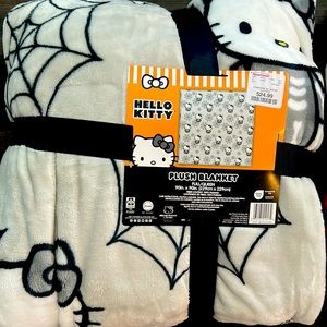 NWT Viral Halloween Hello Kitty blanket.